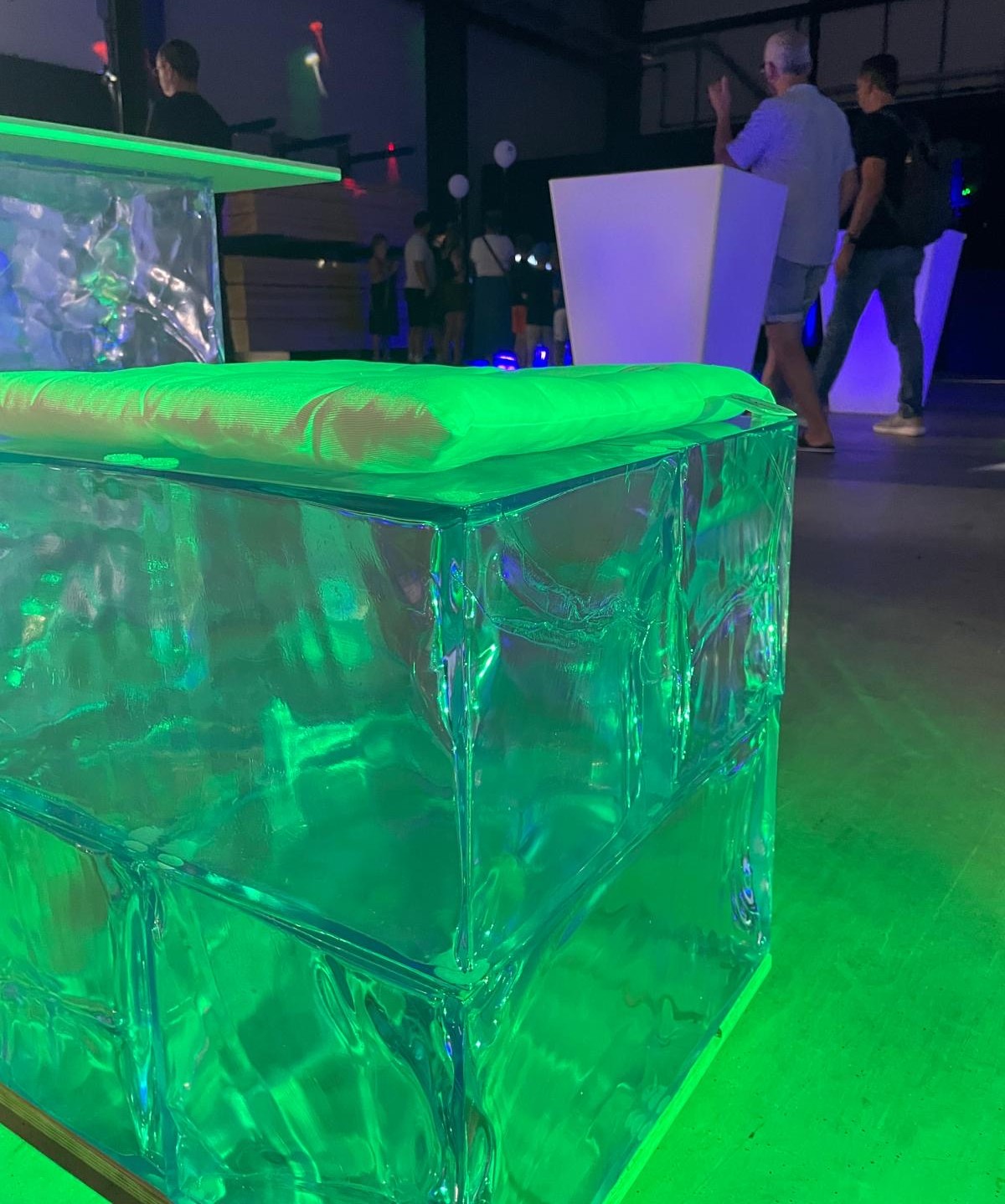 Eisblock in der Kältewelt