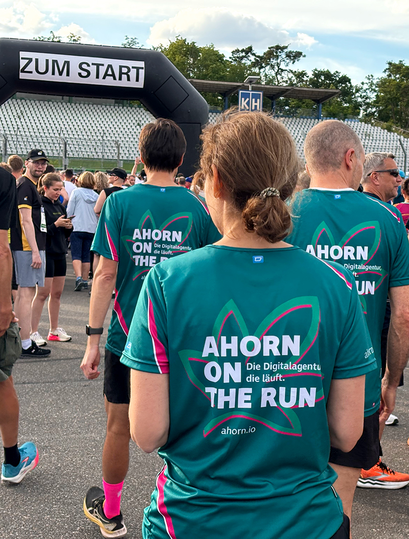 Die Ahörner auf dem Weg zum Start